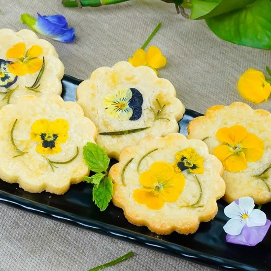 Çiçek Yenilebilir Menekşe Sarı 30 Adet 1 Paket